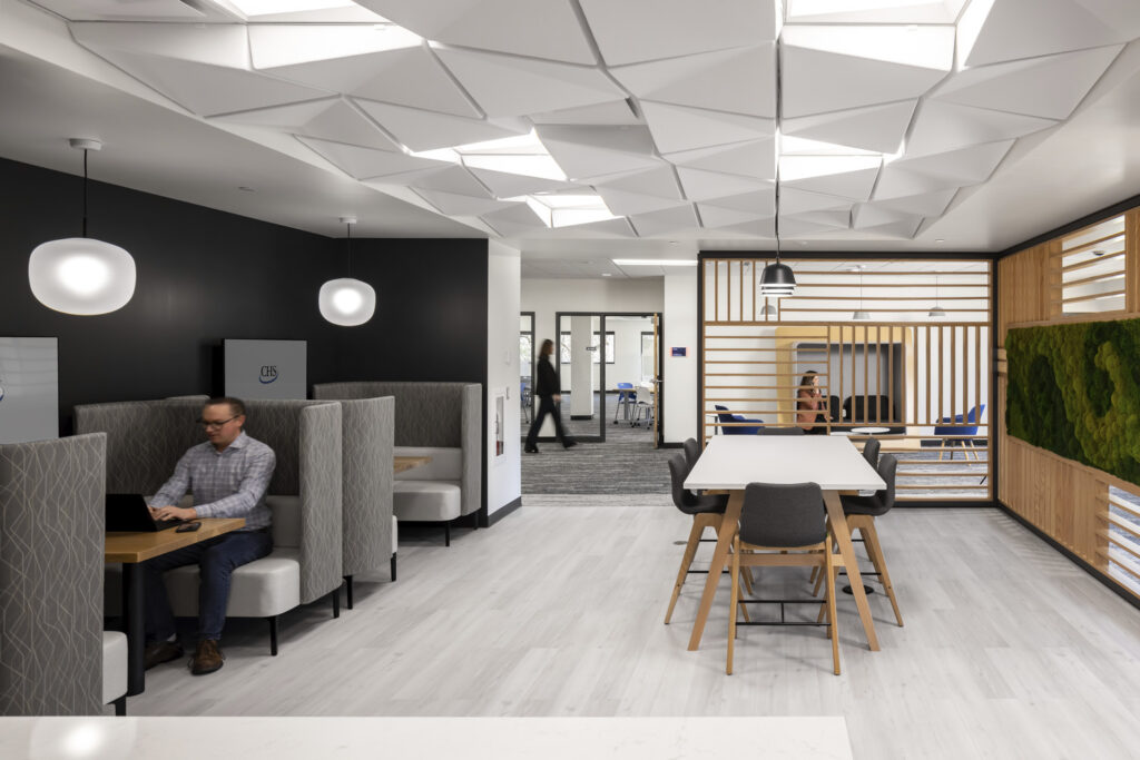 A typical CHS Inc. work café with flexible workstations.